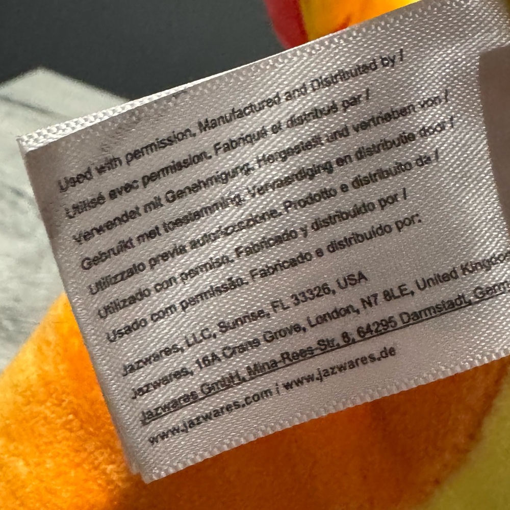 Pokémon | Charmander (2021) - Collectible 8” Stuffed Plush Toy - Picture 11 of 13